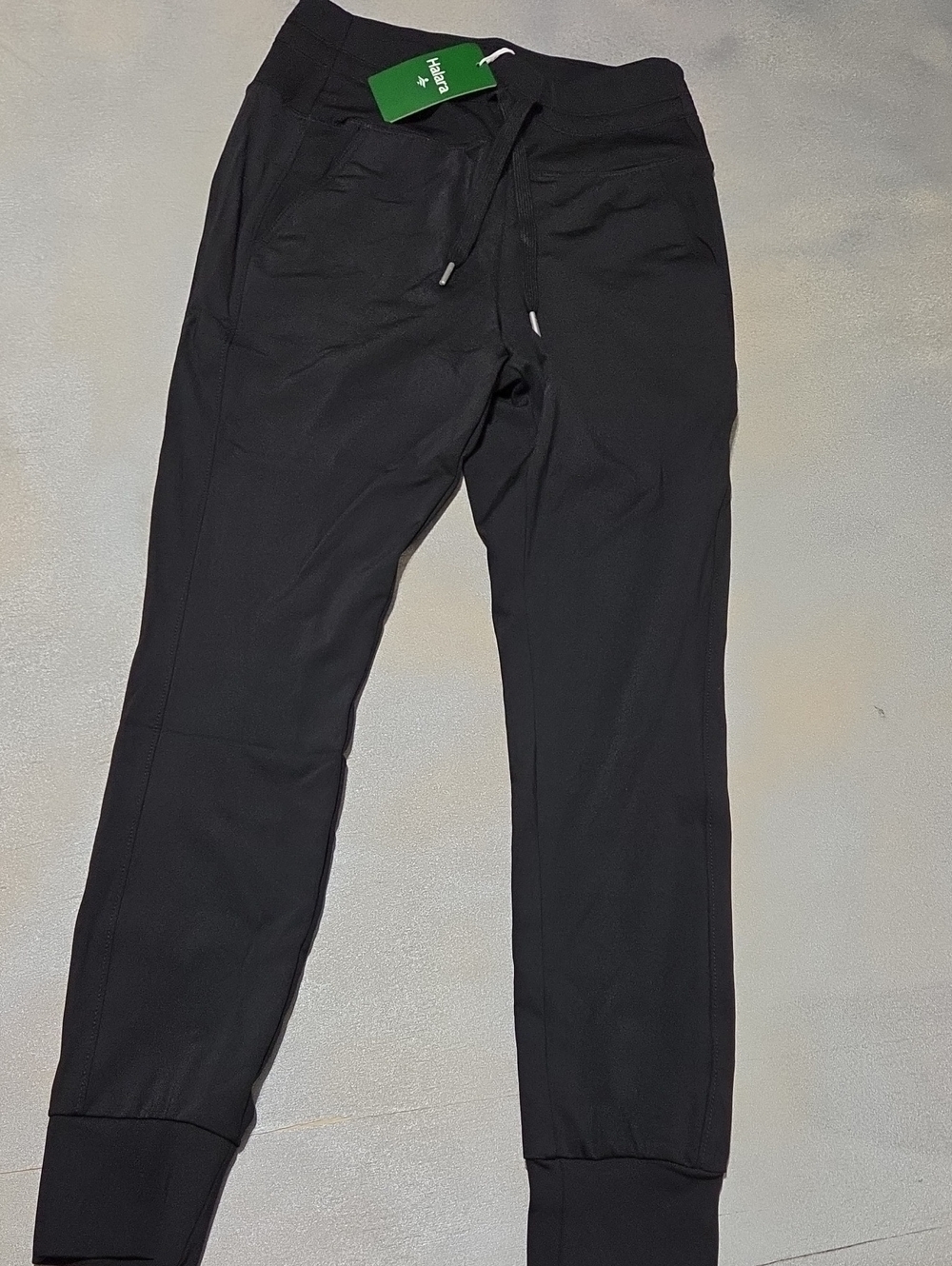 HALARA Black Women's Jogger Pants